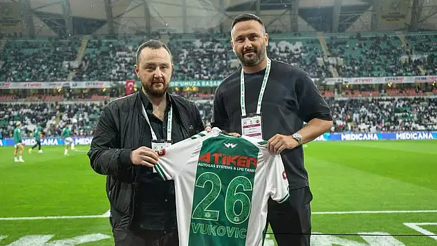 Konyaspor efsane ismi unutmadı