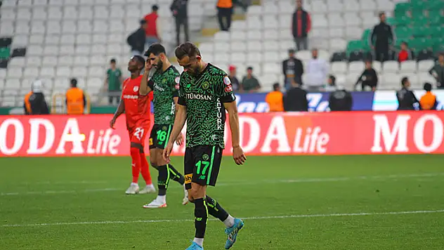 KONYASPOR ERİYOR!