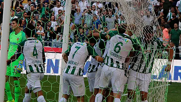 Konyaspor evinde 10 maç sonra galip!