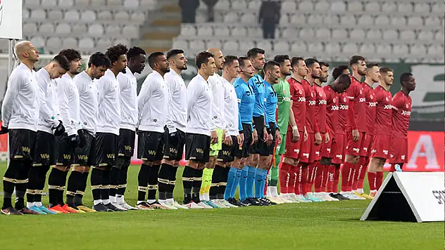 KONYASPOR EVİNDE 3 PUANA HASRET!
