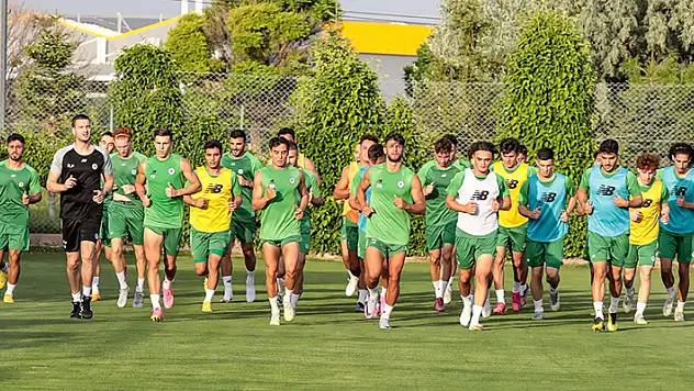 KONYASPOR EVİNDE ÇALIŞIYOR
