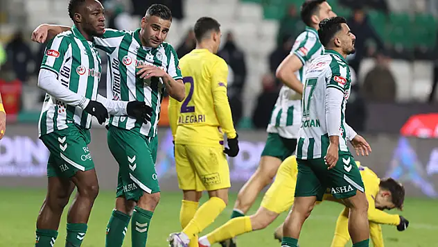 Konyaspor evinde galibiyeti unuttu!