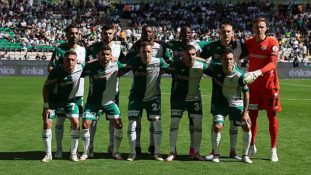 Konyaspor, evindeki ilk galibiyetini aldı
