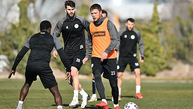 Konyaspor, Fenerbahçe maçı hazırlıklarına başladı