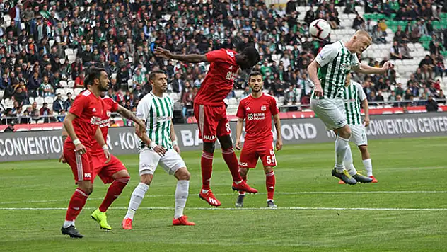 Konyaspor galibiyete hasret kaldı