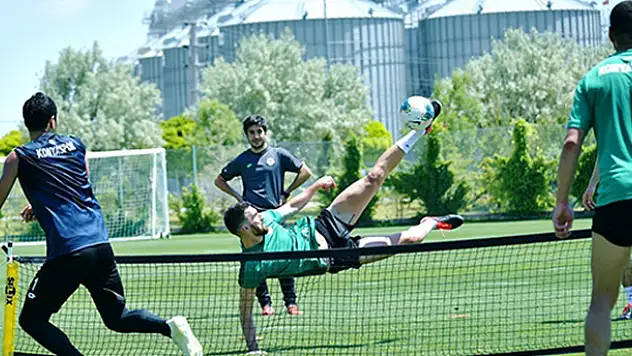 Konyaspor, Gençlerbirliği maçı hazırlıklarını sürdürdü