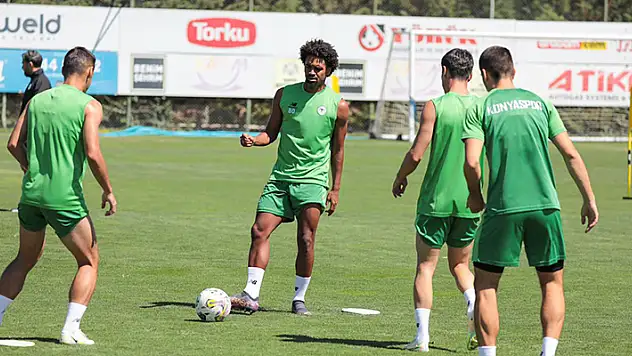 Konyaspor Giresun'a moralli hazırlanıyor