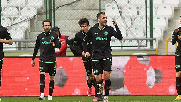 Konyaspor - Göztepe maçının ilk 11'leri belli oldu