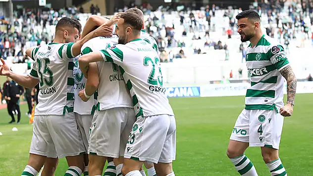 Konyaspor, Göztepe'yi 3-0'lık skorla yendi