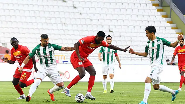 Konyaspor günü kurtardı