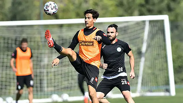 Konyaspor günü yaptığı tek antrenmanla değerlendirdi