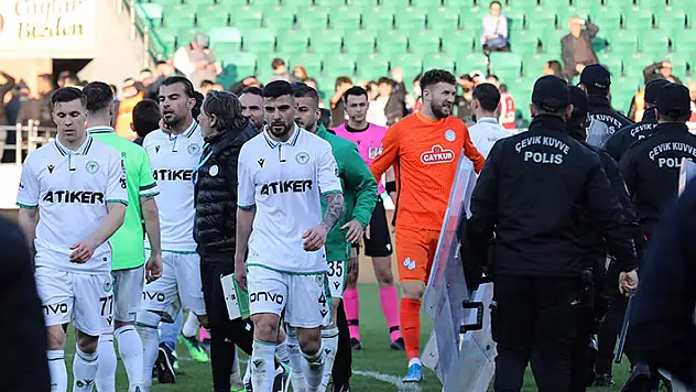 Konyaspor hakem kurbanı!
