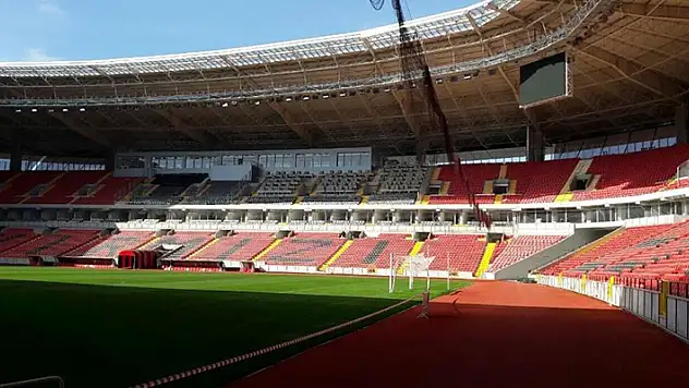 Konyaspor-Hatayspor kozlarını Eskişehir'de paylaşacak

