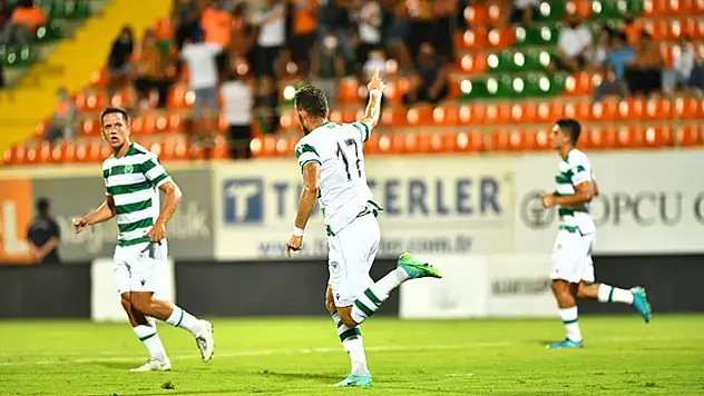Konyaspor, hazırlık maçında Alanyaspor'u 3-1 yendi