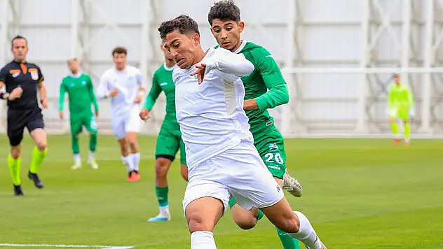 Konyaspor hazırlık maçında berabere kaldı