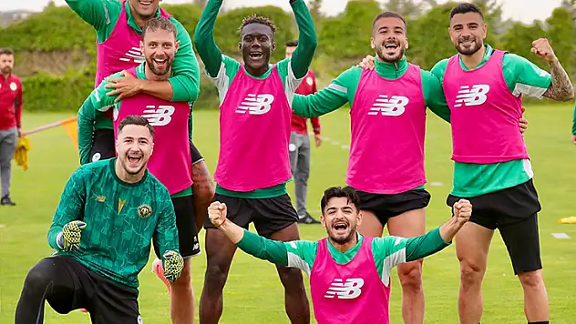 KONYASPOR HEM RÖVANŞ HEM REKOR PEŞİNDE!