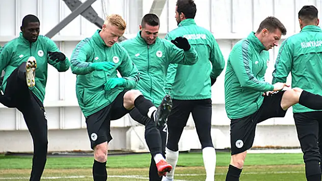 Konyaspor, iç sahadaki galibiyet hasretine son verme peşinde