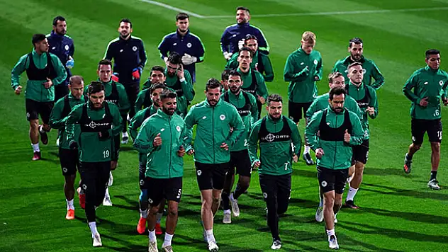 Konyaspor ikinci yarı hazırlıklarına başladı