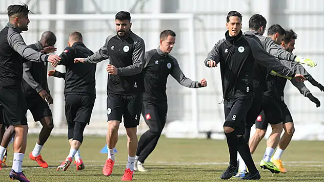 Konyaspor İstanbul seferinde
