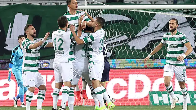 Konyaspor İzmir'de galibiyet arıyor