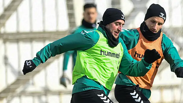 Konyaspor izne ayrıldı