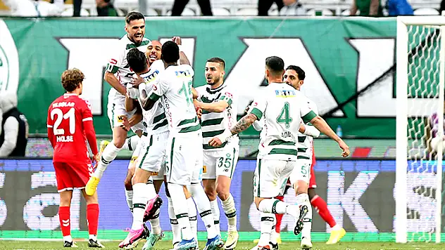 Konyaspor kalesini kapattı yine kazandı