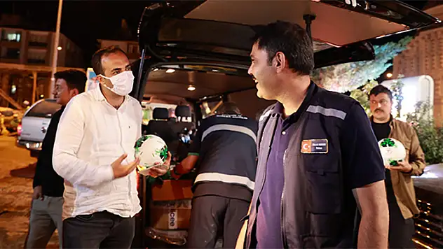 Konyaspor Kastamonu'nun Bozkurt ilçesinde selden etkilenen çocukları unutmadı