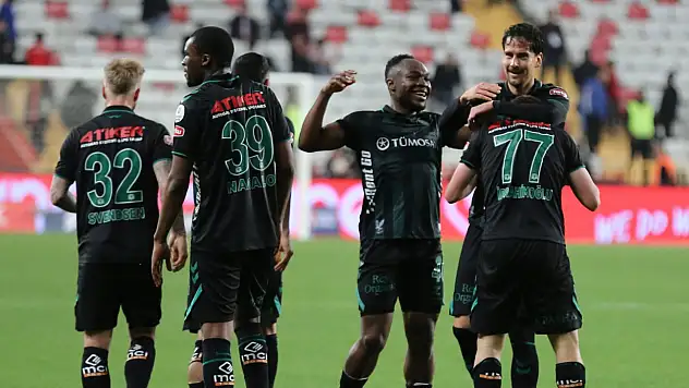 Konyaspor ligde kalmayı garantiledi!