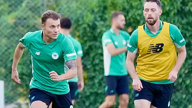 KONYASPOR LİGE DÖNDÜ
1
