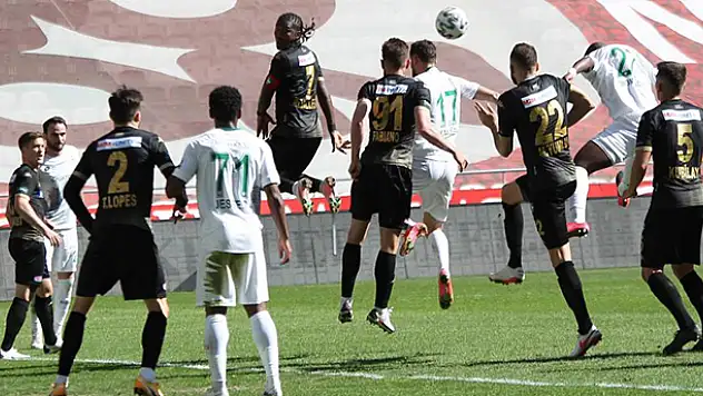 Konyaspor lige tutundu!
