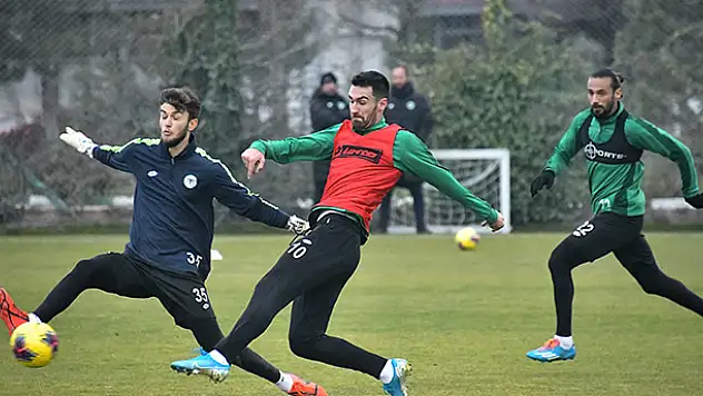 Konyaspor Medipol Başakşehir maçı hazırlıkları sürüyor