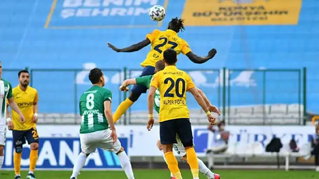 Konyaspor, MKE Ankaragücü  ile berabere kaldı (1-1)