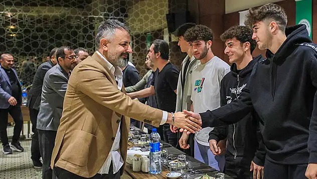 Konyaspor moral yemeğinde buluştu
