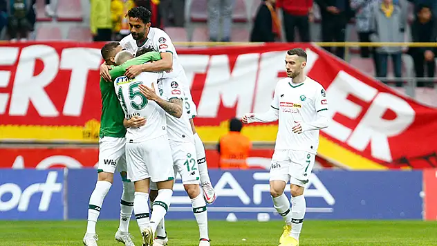 Konyaspor öne geçtiği maçları kaybetmedi