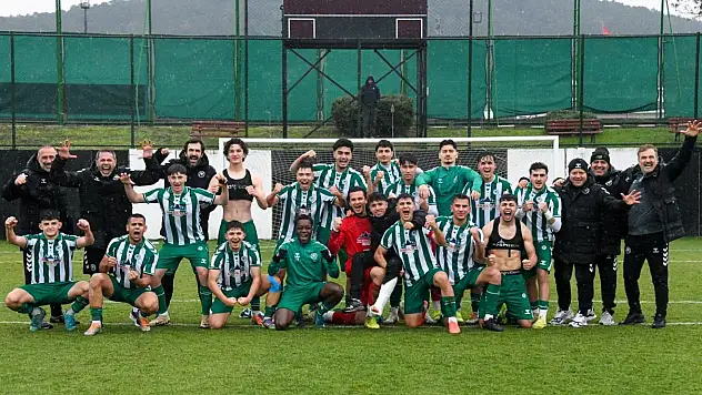 Konyaspor PAF, Beşiktaş'ı devirdi
