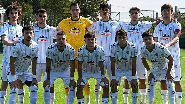 Konyaspor PAF takımı namağlup unvanını yitirdi