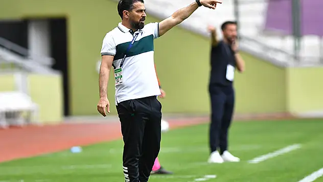 Konyaspor, Palut'u bekliyor
