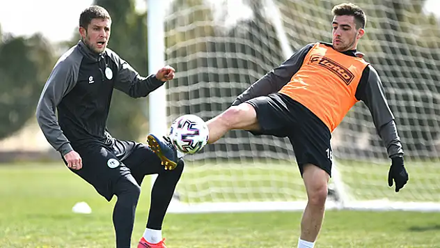 Konyaspor Paşa'ya bileniyor