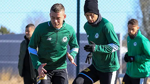 KONYASPOR, PUAN SEFERİNDE
