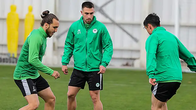 KONYASPOR SAHAYA İNDİ
