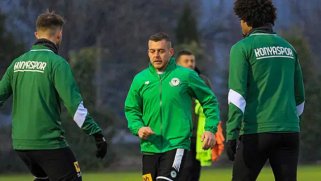 KONYASPOR SAMSUN MESAİSİ SÜRÜYOR
