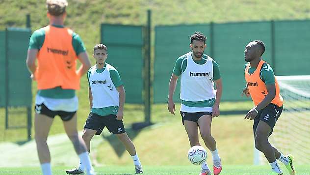 Konyaspor savunma ve hücum çalıştı