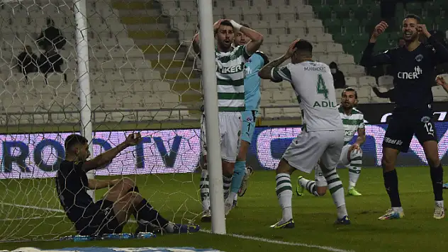 Konyaspor savunması çöktü! 
