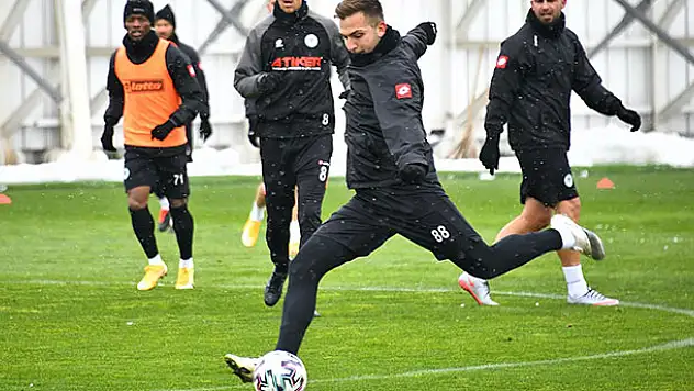 Konyaspor, Sivasspor maçı hazırlıklarını tamamladı