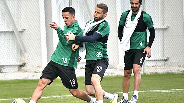 Konyaspor taktik çalışıyor