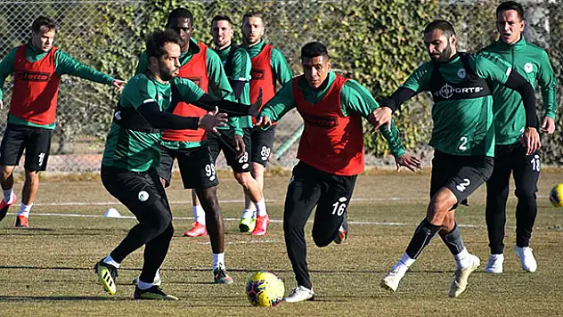 Konyaspor taktik çalışıyor