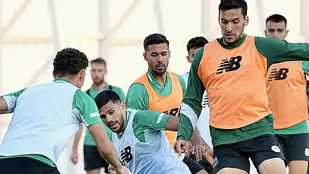KONYASPOR, TAKTİK DENİYOR!
