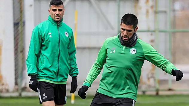 Konyaspor taktik idmanı yapıyor

