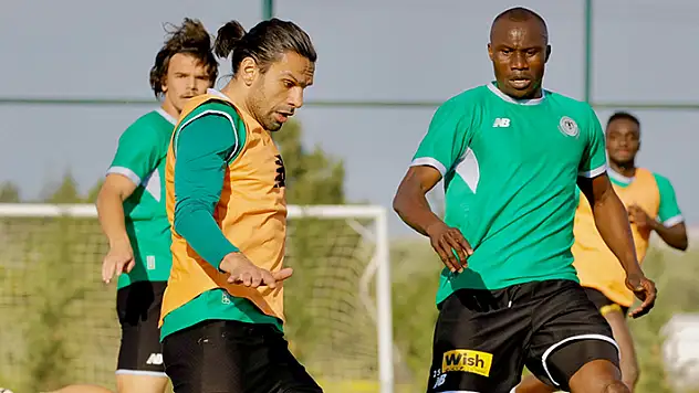 KONYASPOR TAM KADRO
