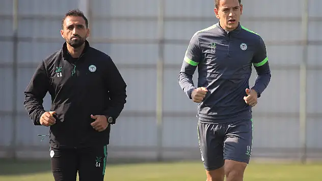 Konyaspor tam kadro çalıştı 
